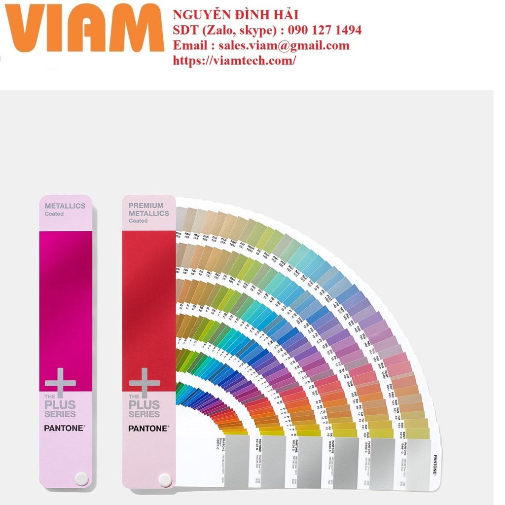 Quạt màu Pantone